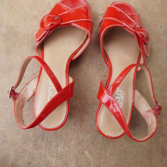Aerosoles Hornet Red Patent Wedge Sandals Size 8 Ankle Strap Buckle Comfort - Picture 4 of 8